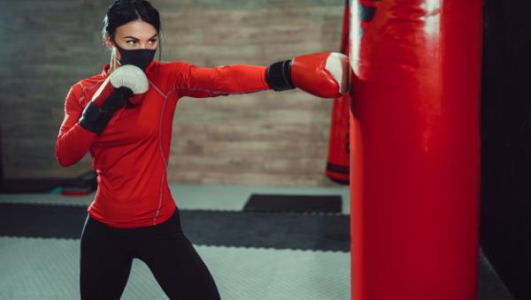 TREINAMENTO EM ARTES MARCIAIS MISTAS